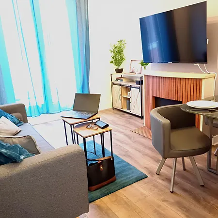 Apartment 90m Cathedrale - Plein Centre- 2ch - 4 Couchages - 6 Personnes Amiens