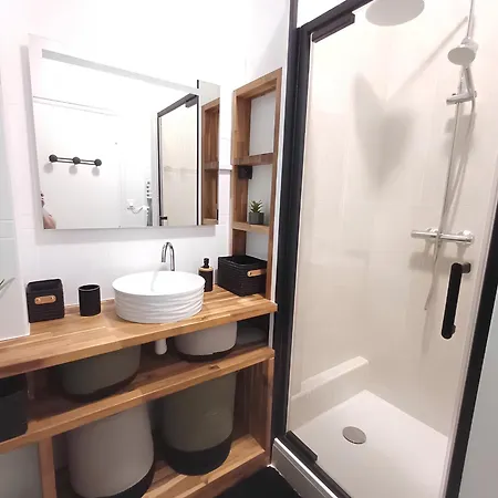 Plein Centre- 90m Cathédrale - 2ch - 4 Couchages - 6 Personnes Amiens